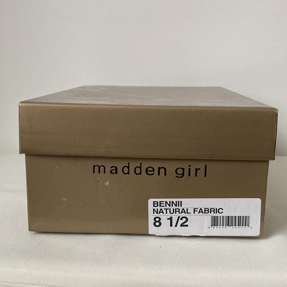 Madden Girl Bennii Sandal in Natural Fabric - Picture 15 of 15